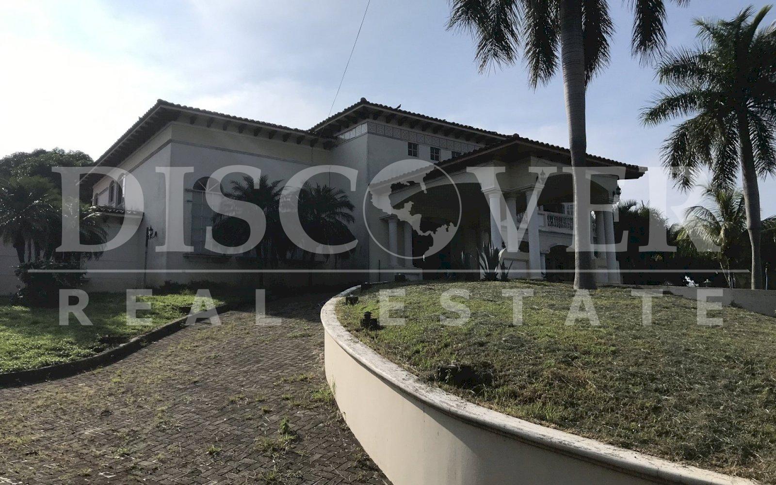 https://images.discovernica.com/propiedad/1600/IMG_4347.jpg
