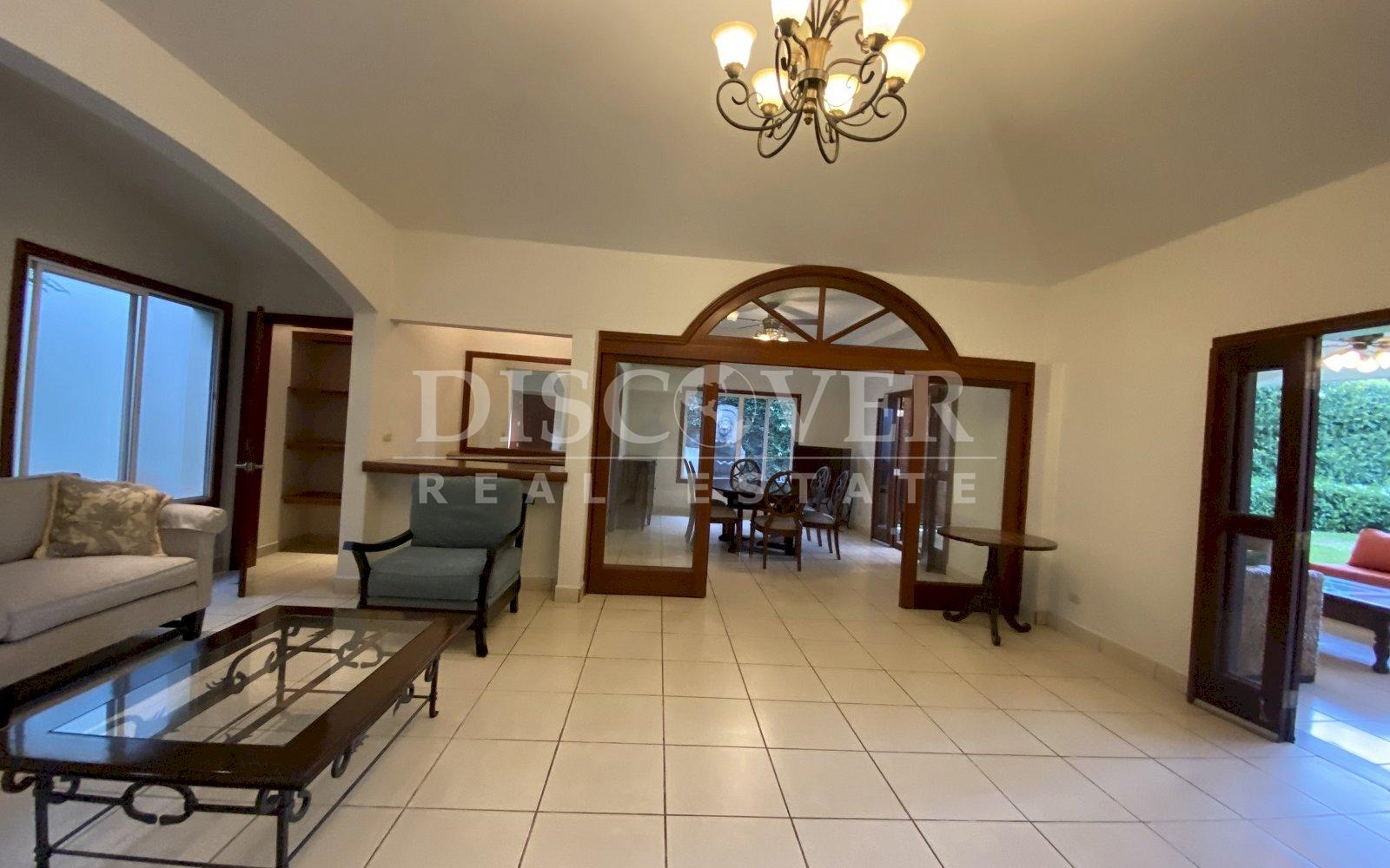 https://images.discovernica.com/propiedad/1600/IMG_4688.jpg
