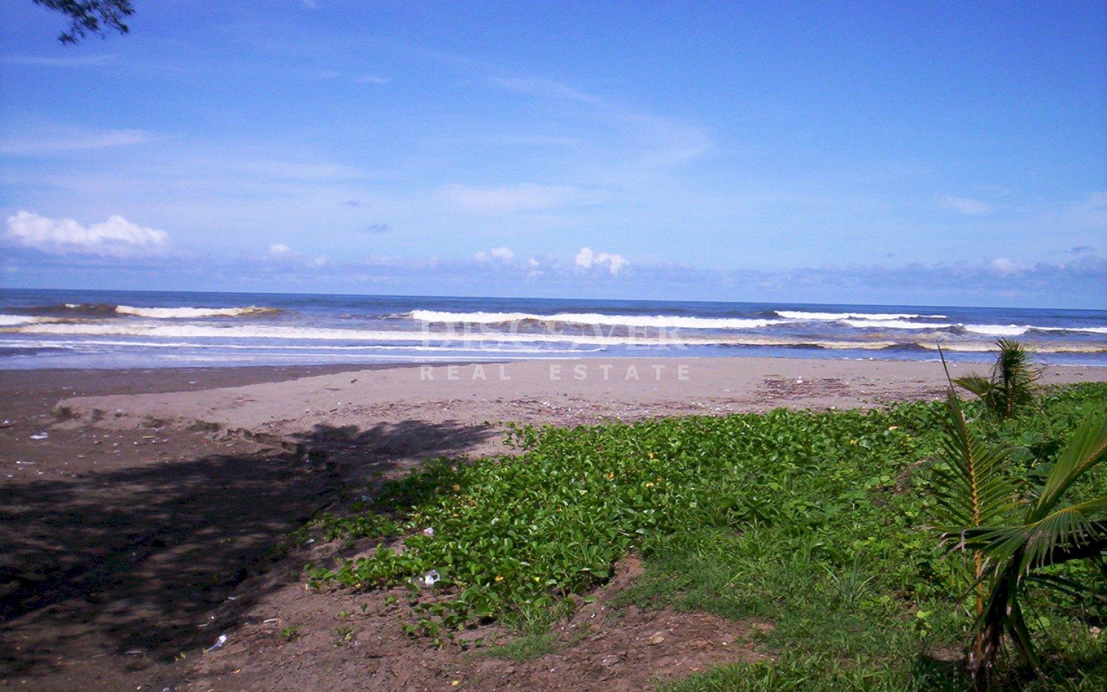  Beachfront lot for sale located in Costa Azul beach 
