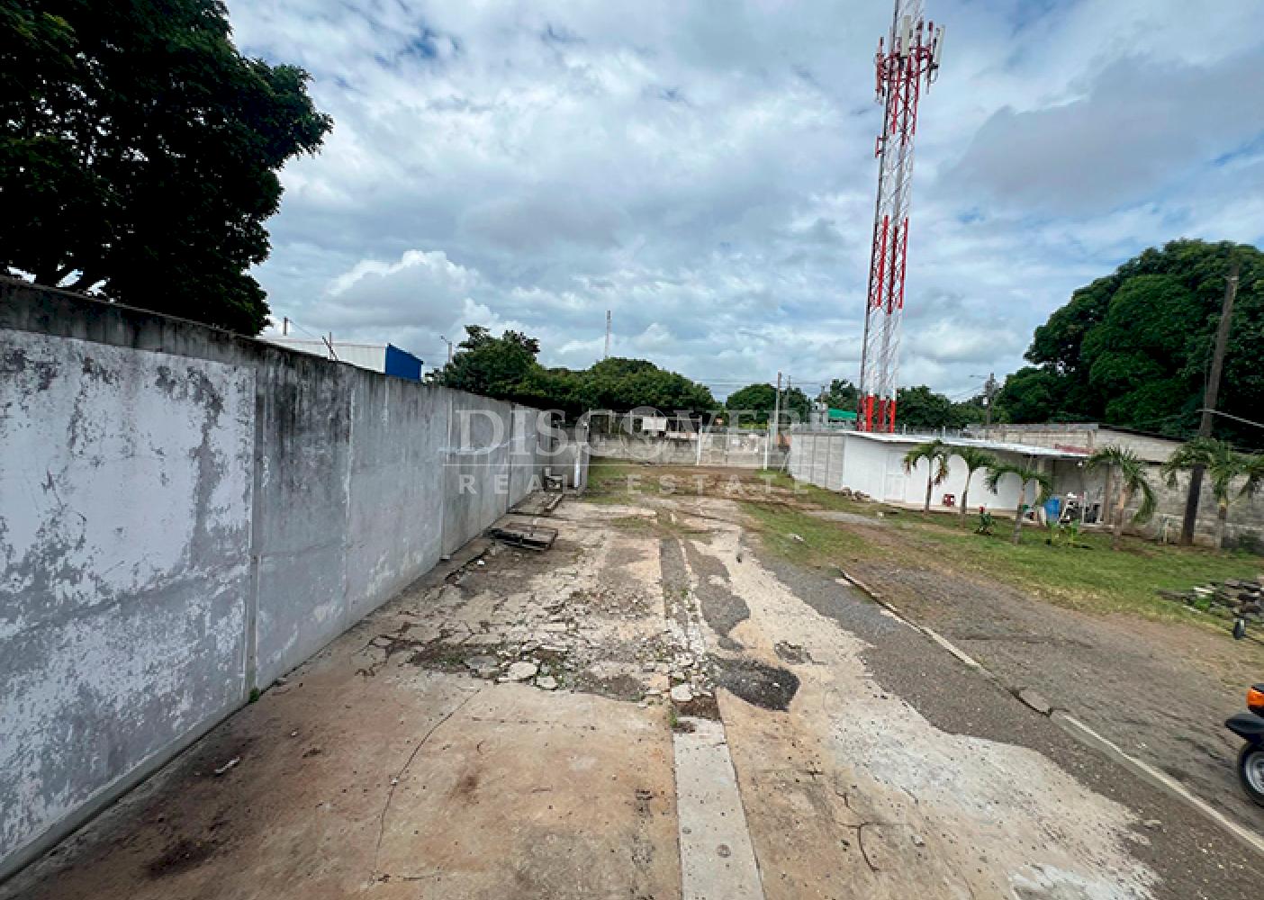 Land for rent in front of the highway in Masaya - High traffic flow