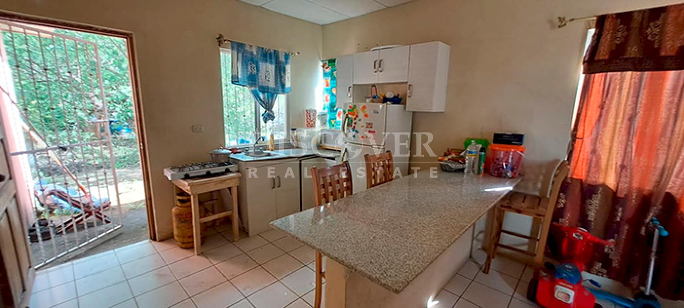 Semi-furnished house for rent in Las Jaguitas