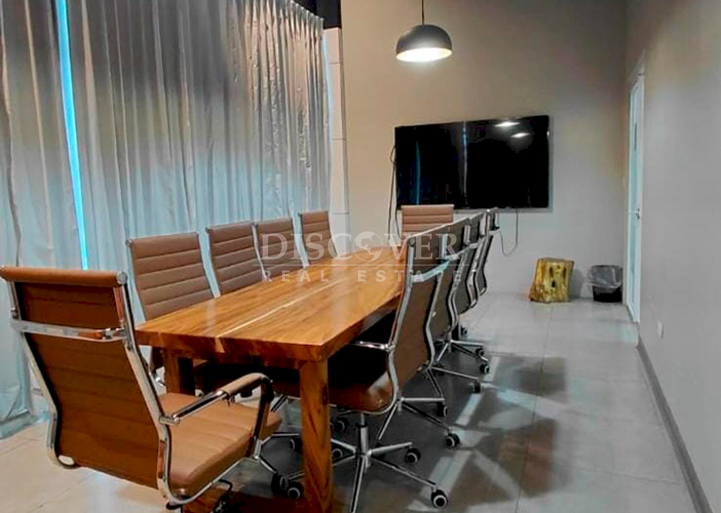 Office space for rent in Villa Fontana