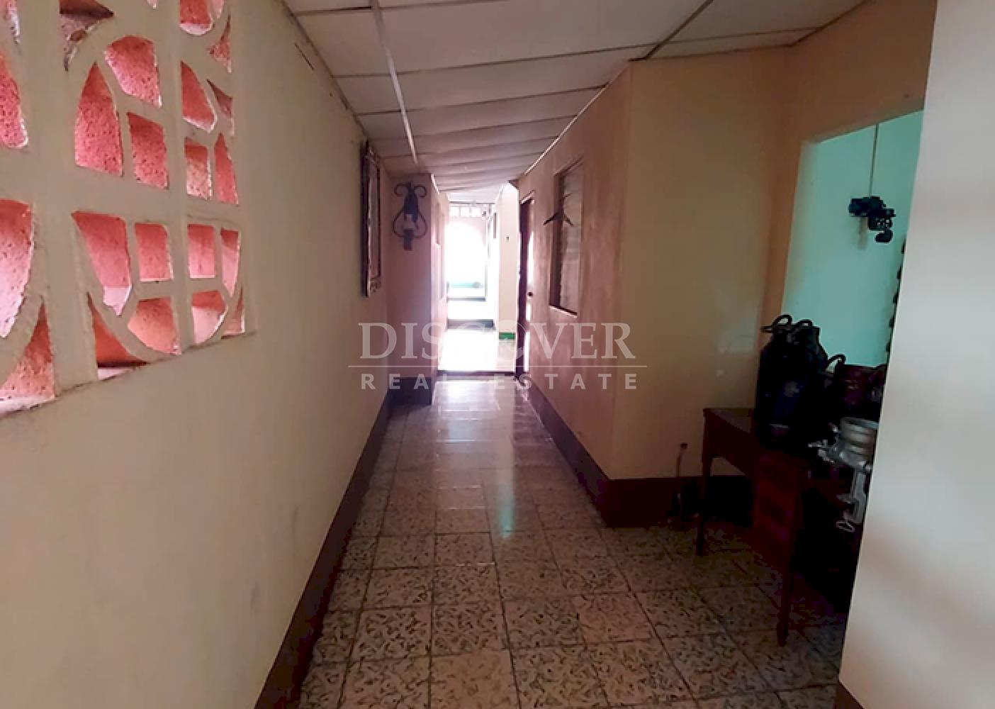 Spacious house for sale and rent in León - Ideal for investment