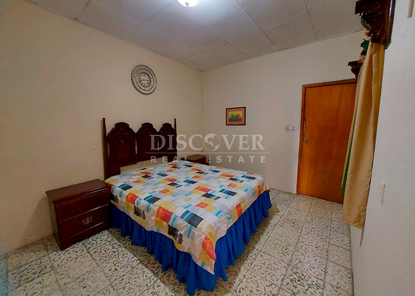 Spacious house for sale and rent in León - Ideal for investment
