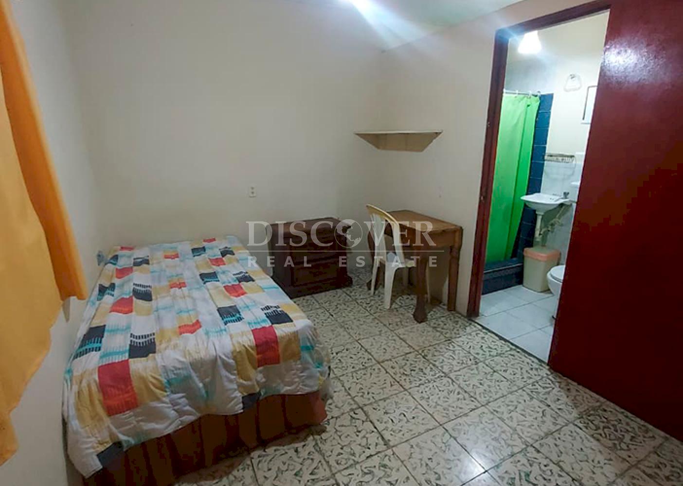 Spacious house for sale and rent in León - Ideal for investment