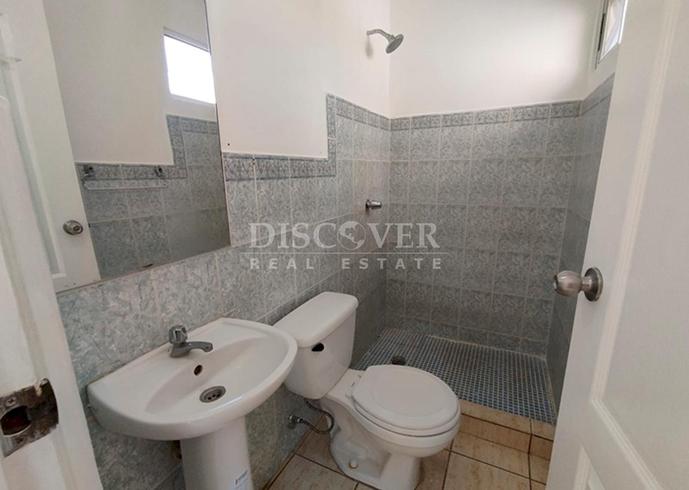  House for rent in residential area on the road to Masaya