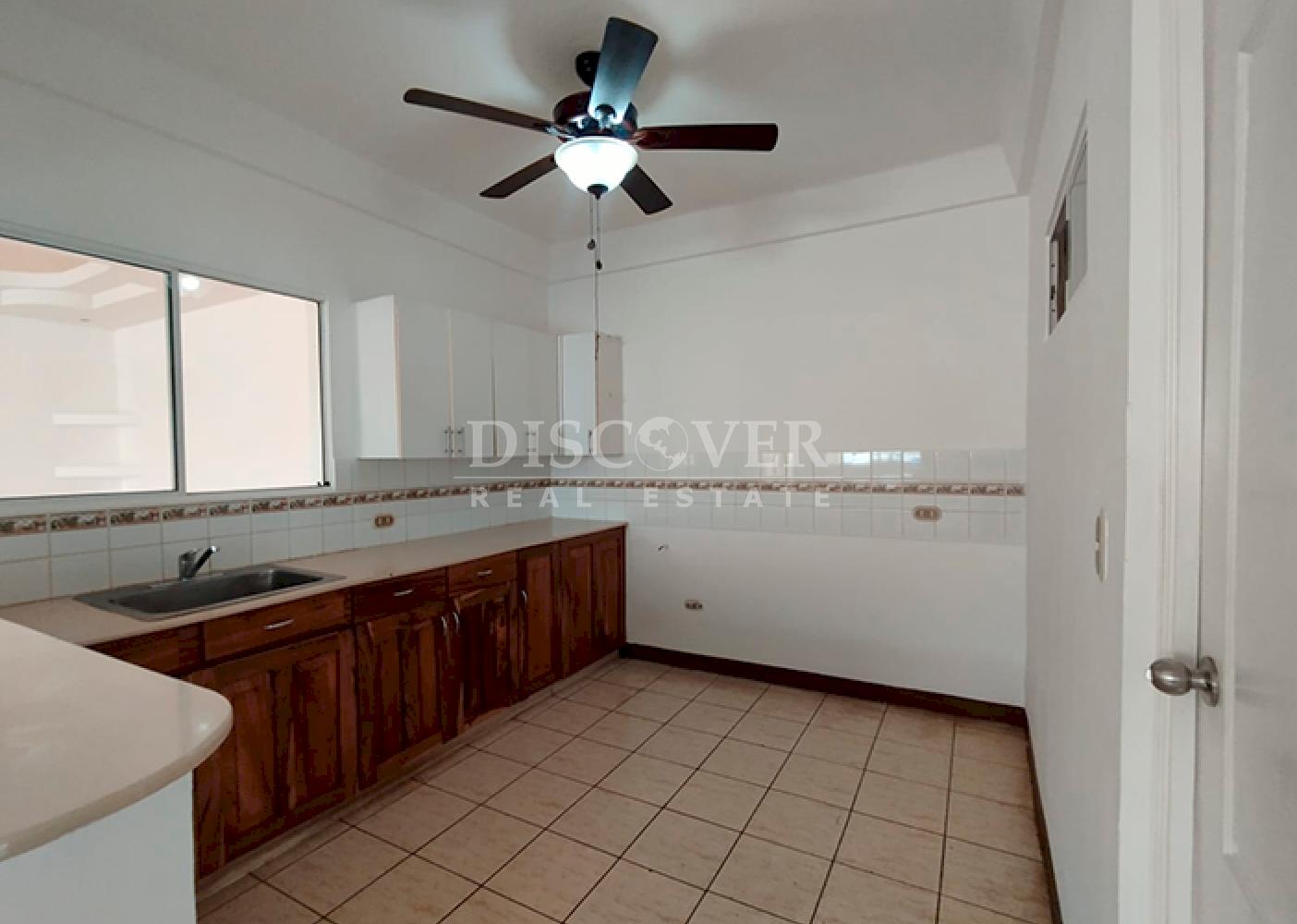  House for rent in residential area on the road to Masaya