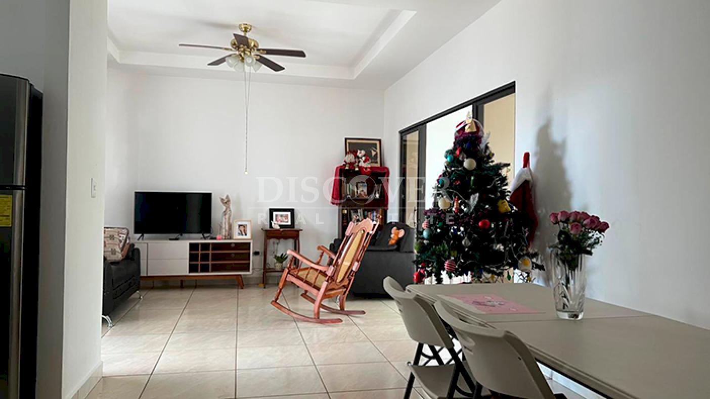  House for rent in residential area on the road to Masaya 