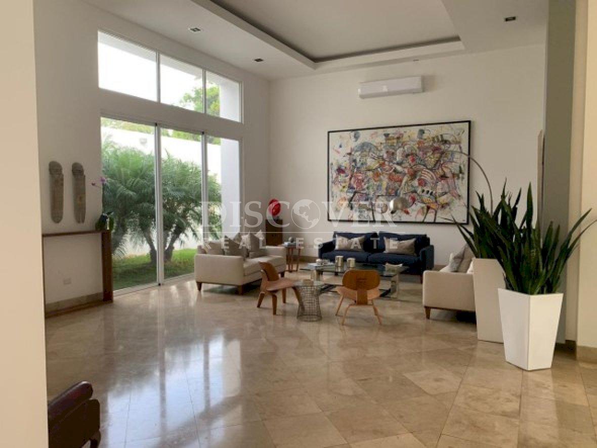 https://images.discovernica.com/propiedad/1600/Imagen4.jpg