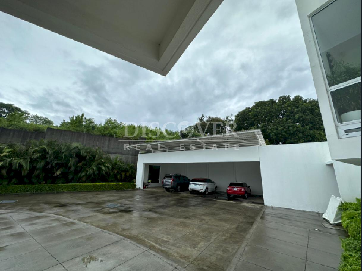 https://images.discovernica.com/propiedad/1600/Imagen9.png