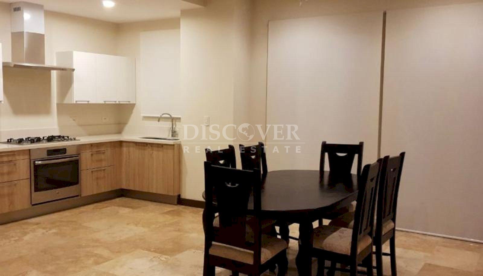  Apartment for Rent in Exclusive condominium.
