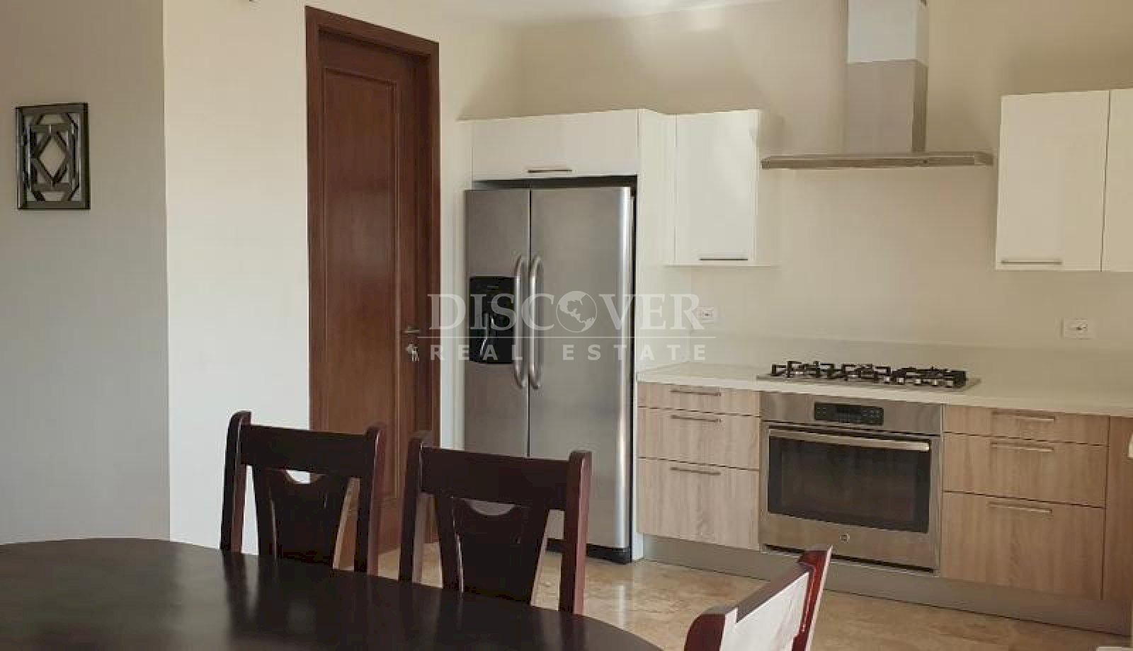  Apartment for Rent in Exclusive condominium.
