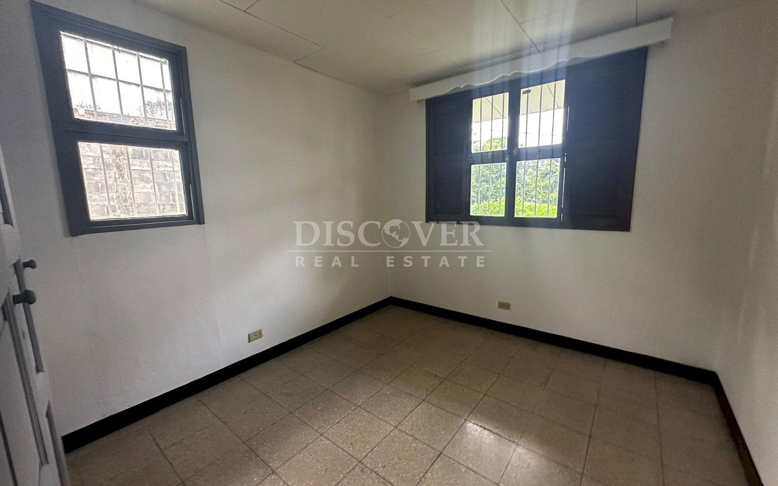  Property for rent in Los Robles.