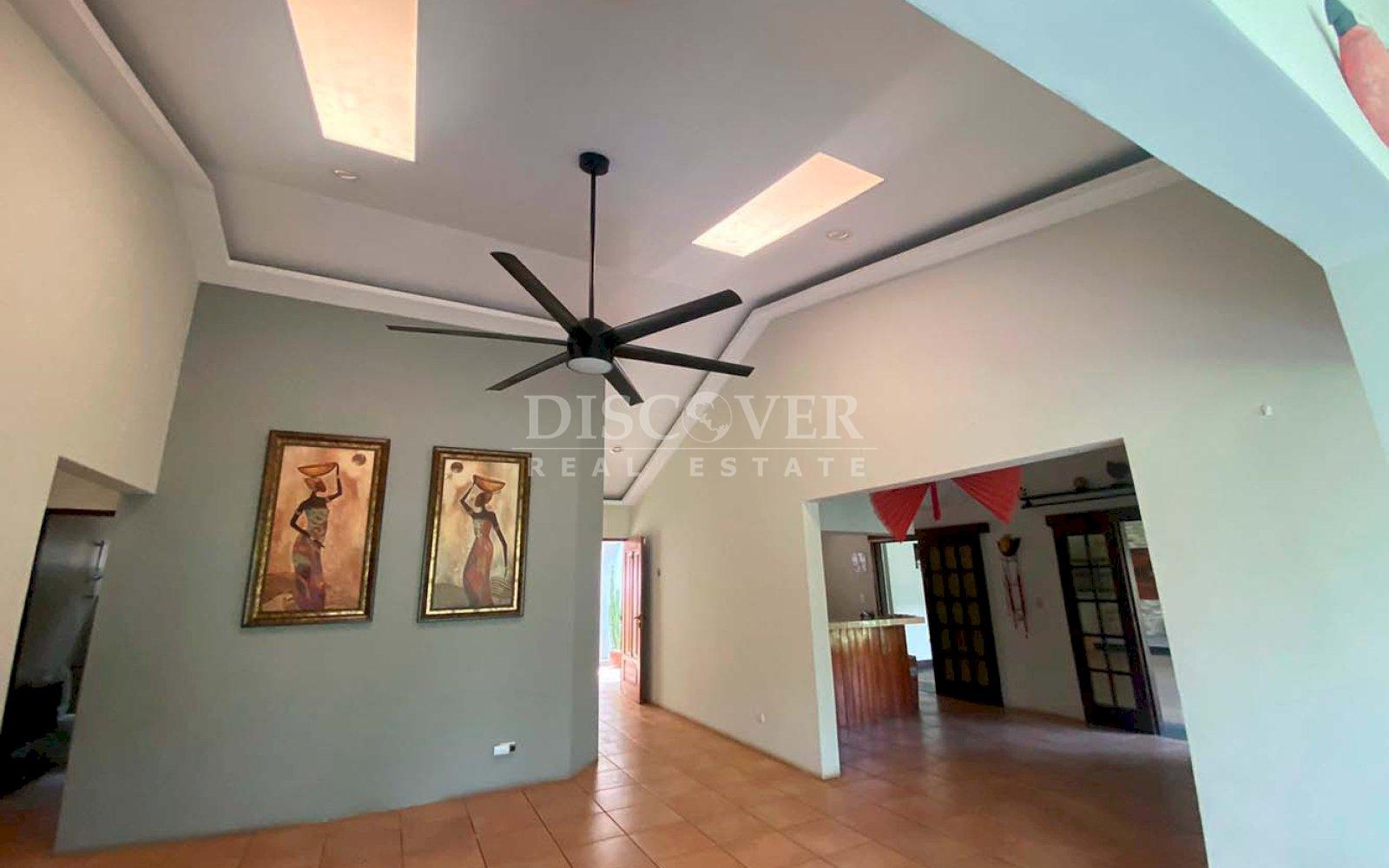  House for rent in Villa Fontana