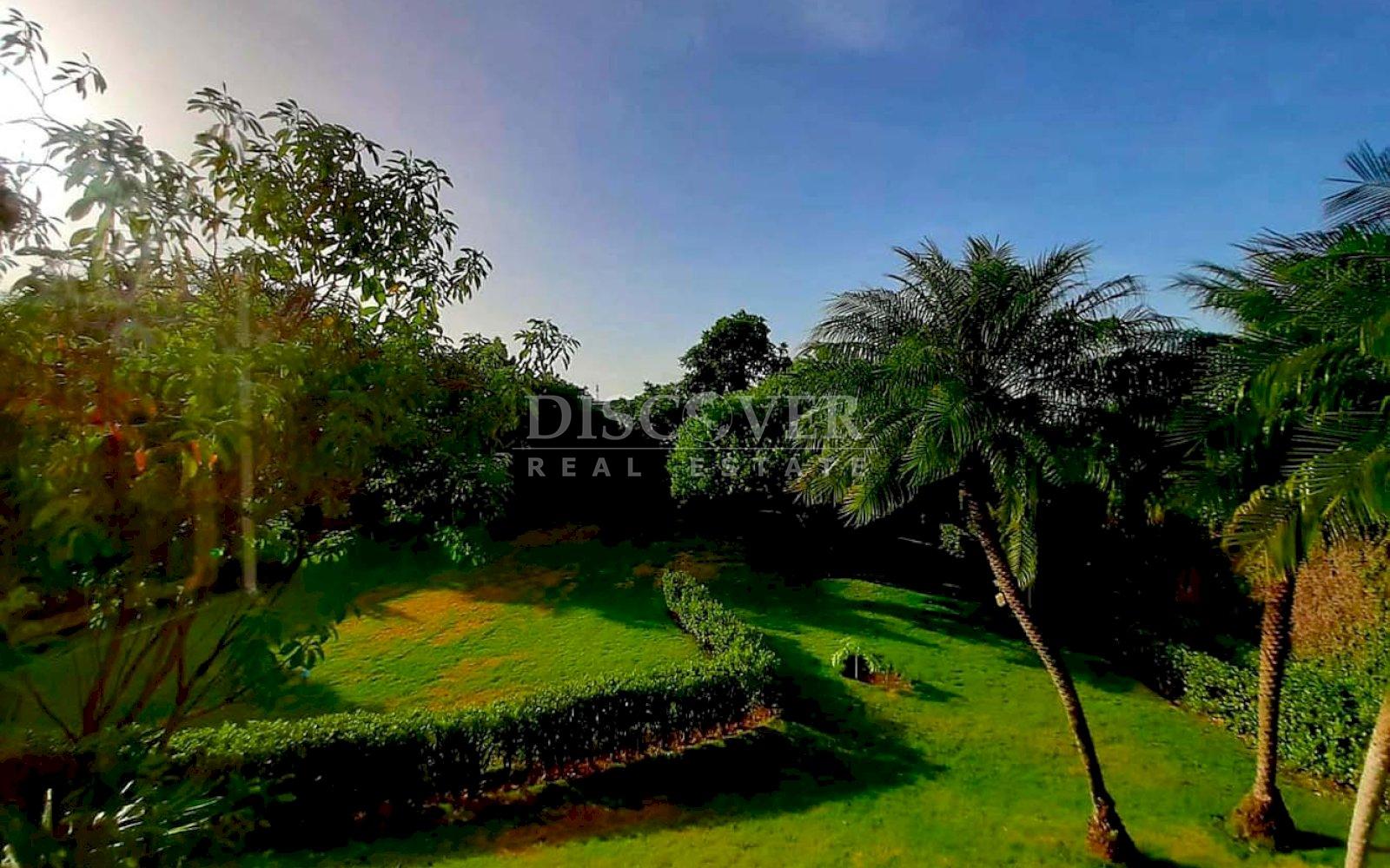 Lake view house for rent in Las Cumbres 