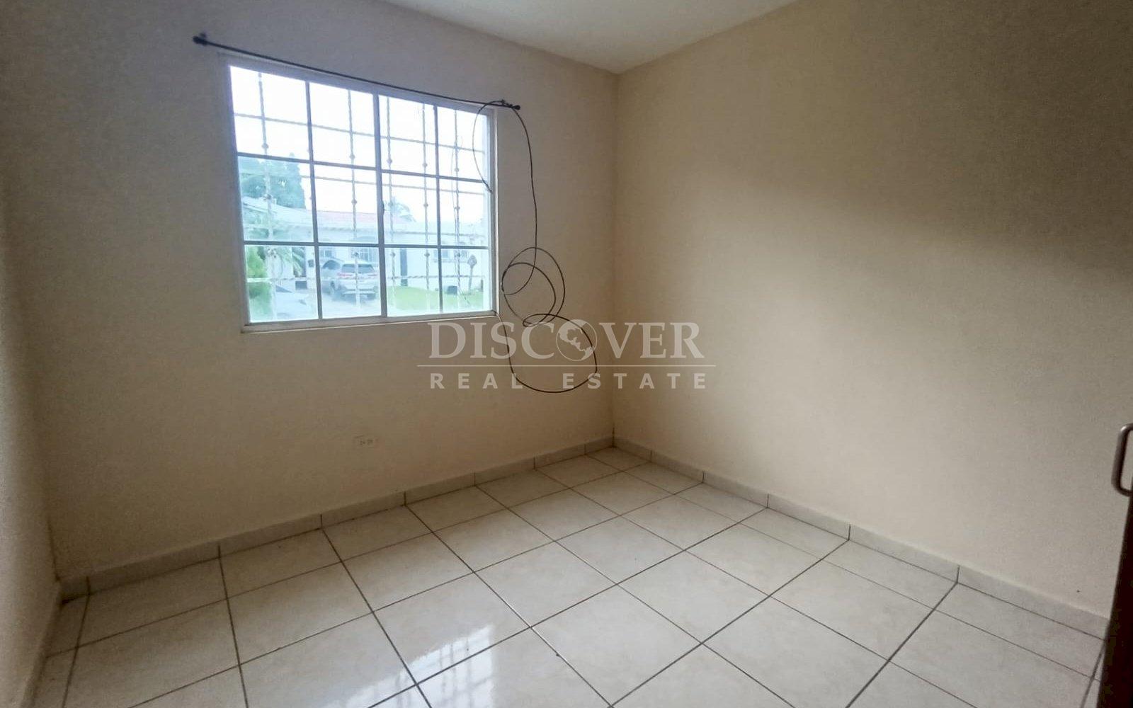  Spacious house for rent located on Carretera Vieja to León