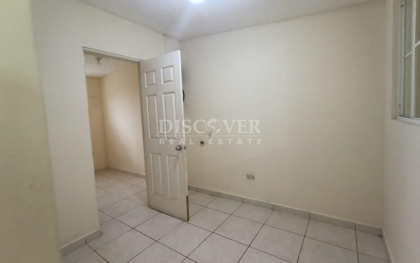  Spacious house for rent located on Carretera Vieja to León