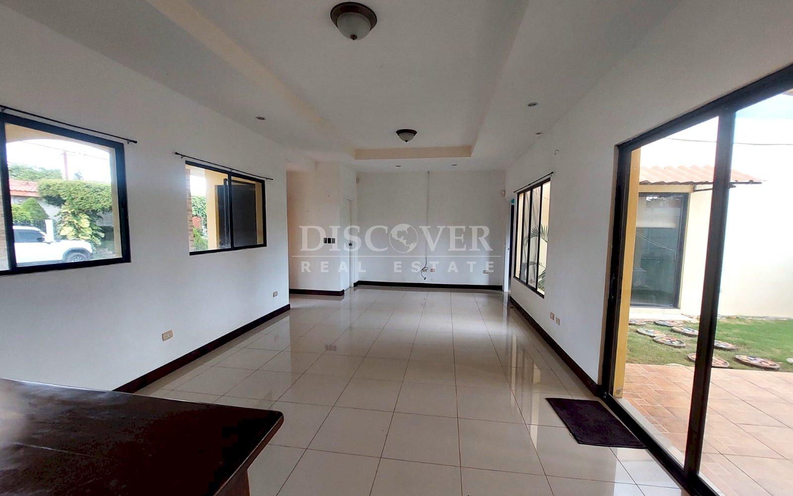  Spacious house for renton the road to Veracruz 