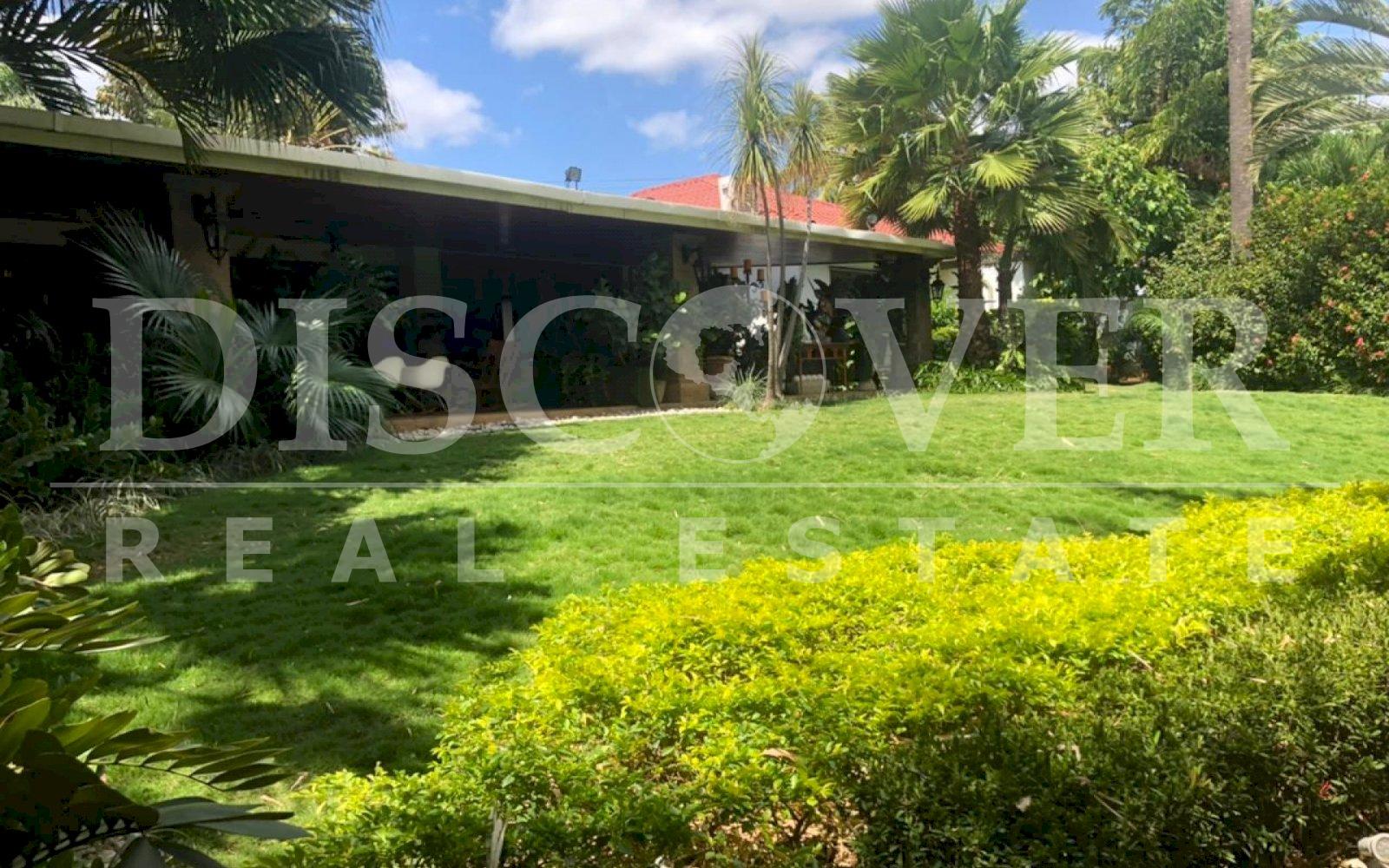  Spectacular house for rent - Sale located in Las Colinas.