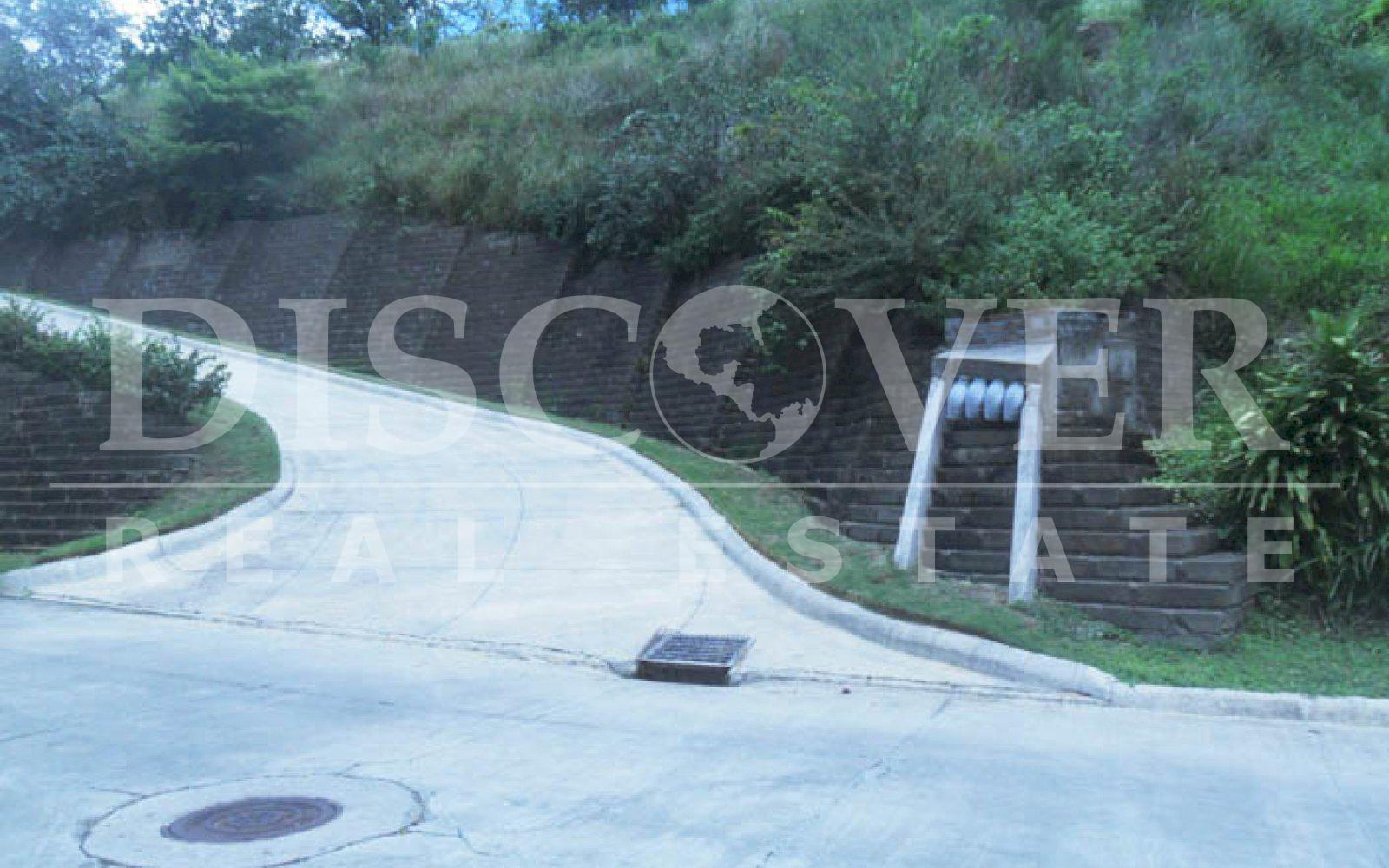 https://images.discovernica.com/propiedad/1600/Lote_terreno_venta_4_000_vrs2_en_Residencial_Exclusivo_Managua_id_8331.jpg
