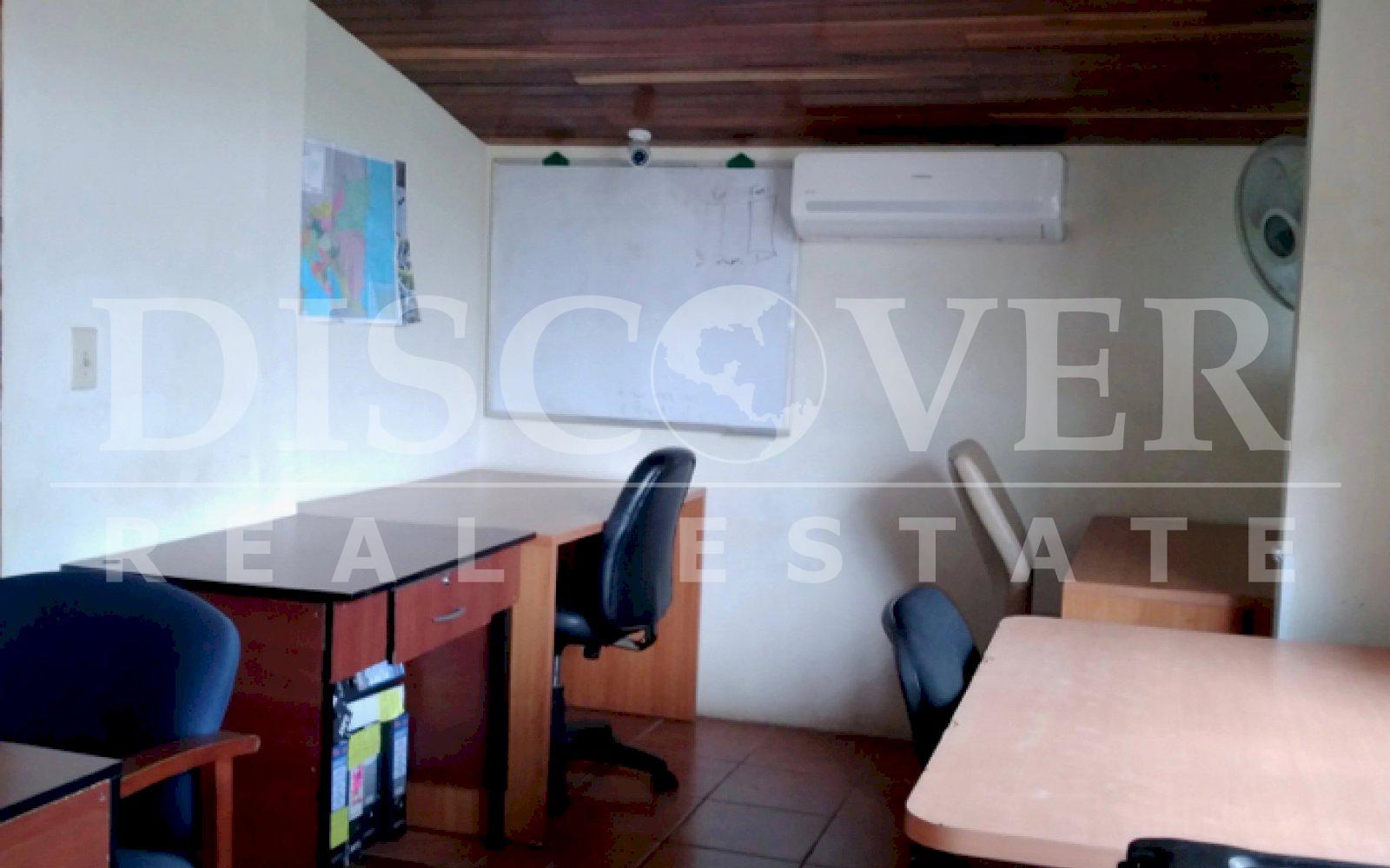 https://images.discovernica.com/propiedad/1600/Oficina1.jpg