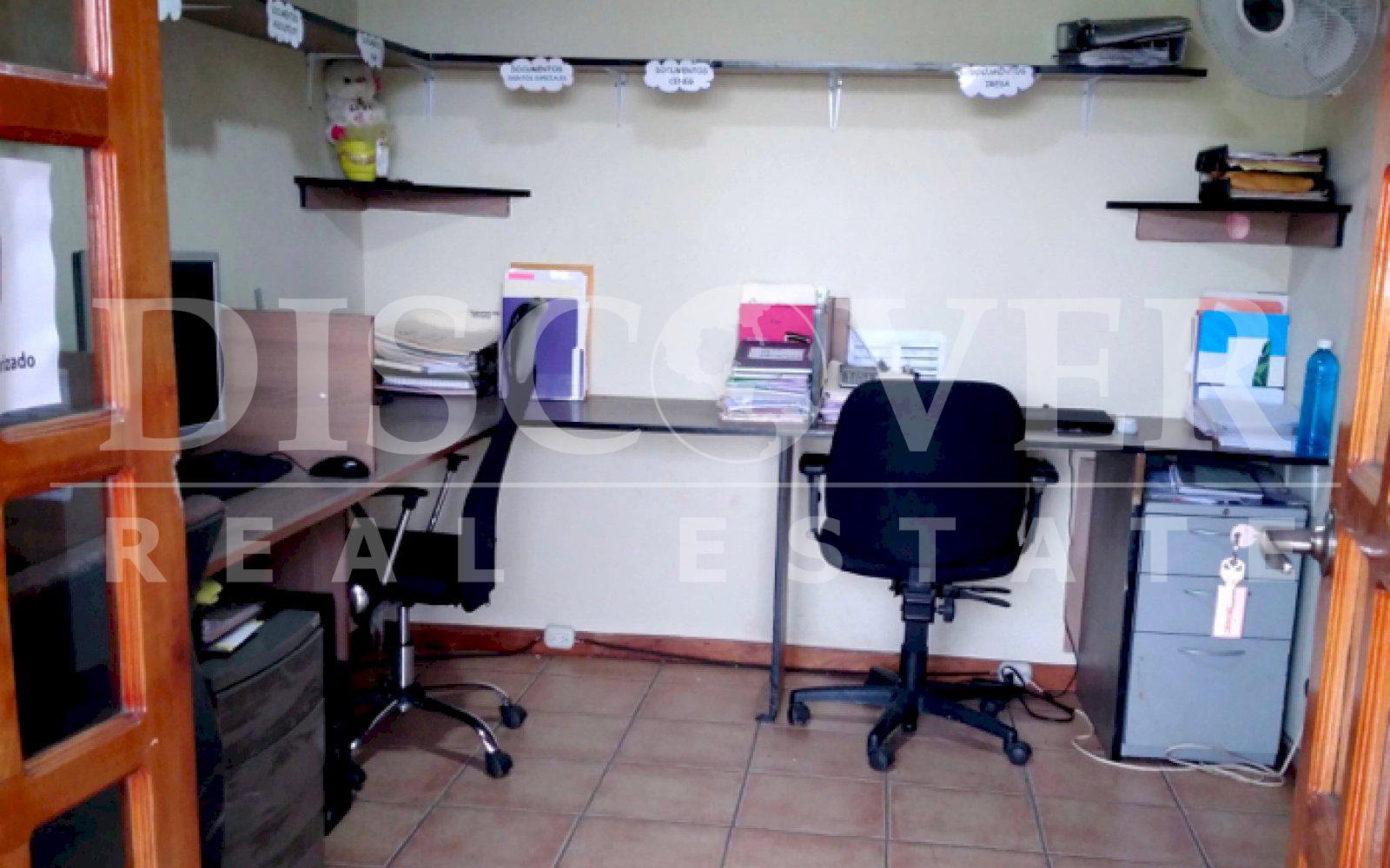 https://images.discovernica.com/propiedad/1600/Oficina3.jpg