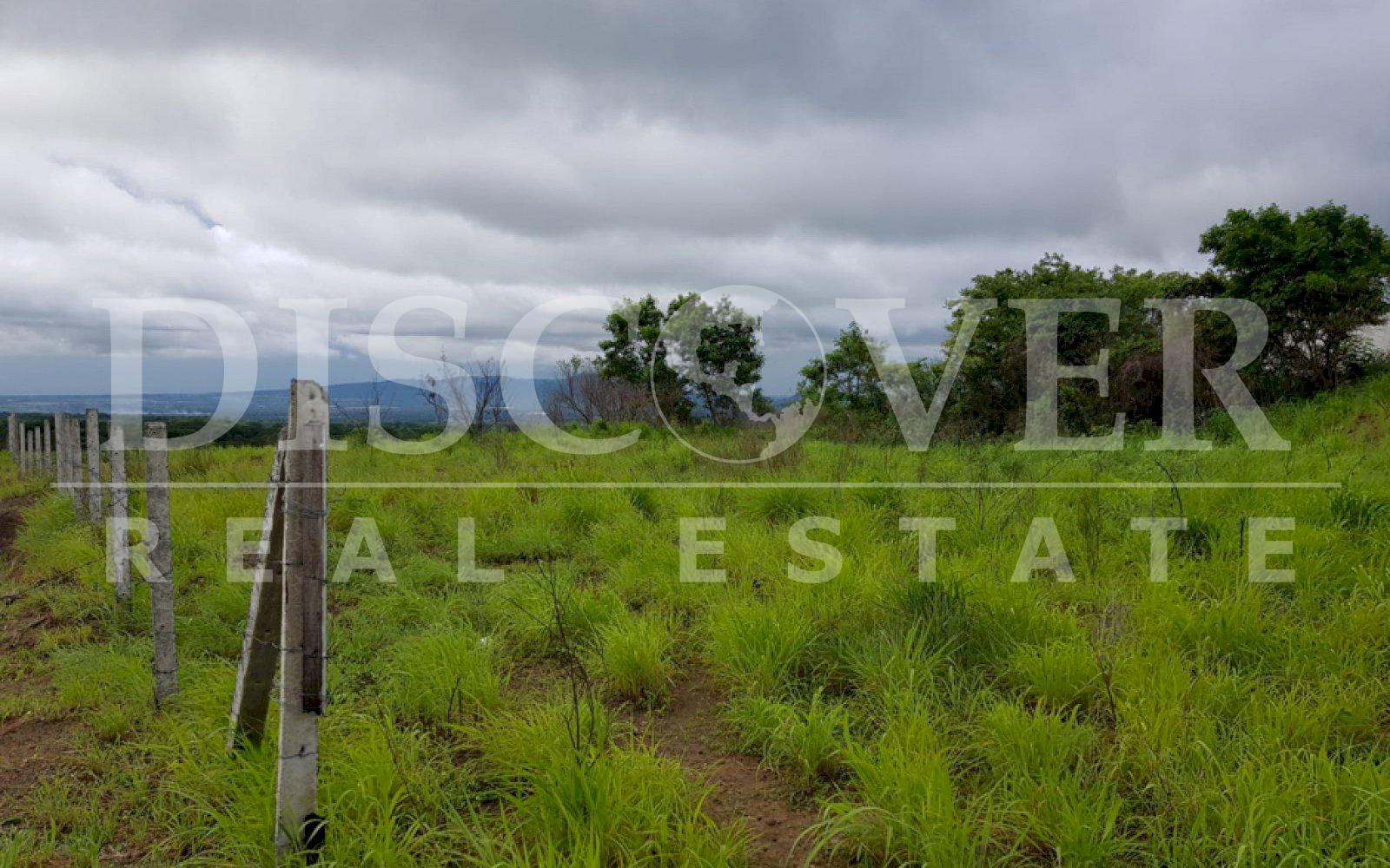  Land for Sale on the old road to León ID 12412