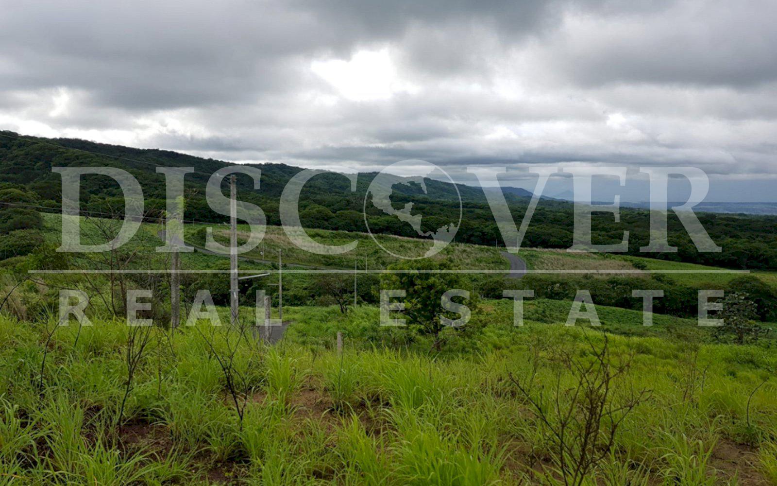  Land for Sale on the old road to León ID 12412