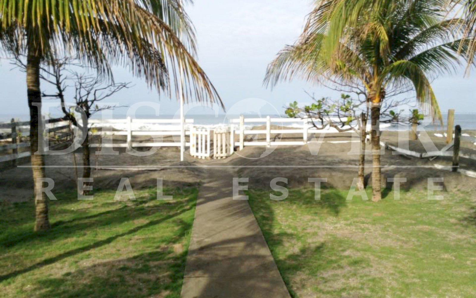  Beach house for sale in Poneloya