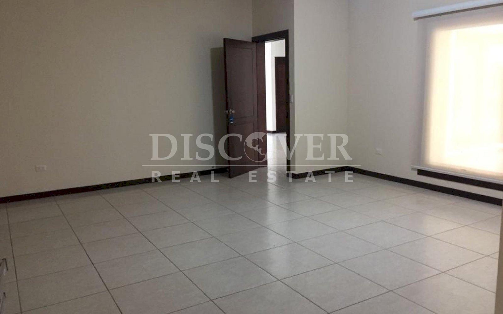  House for sale in Santo Domingo- Condominium of 4 houses. 