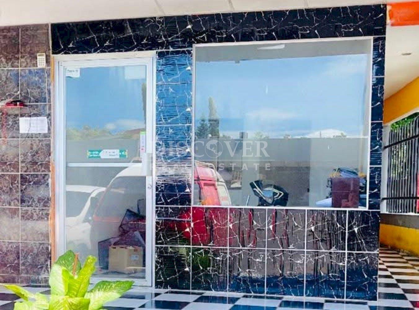  Commercial plaza for sale in Bolonia