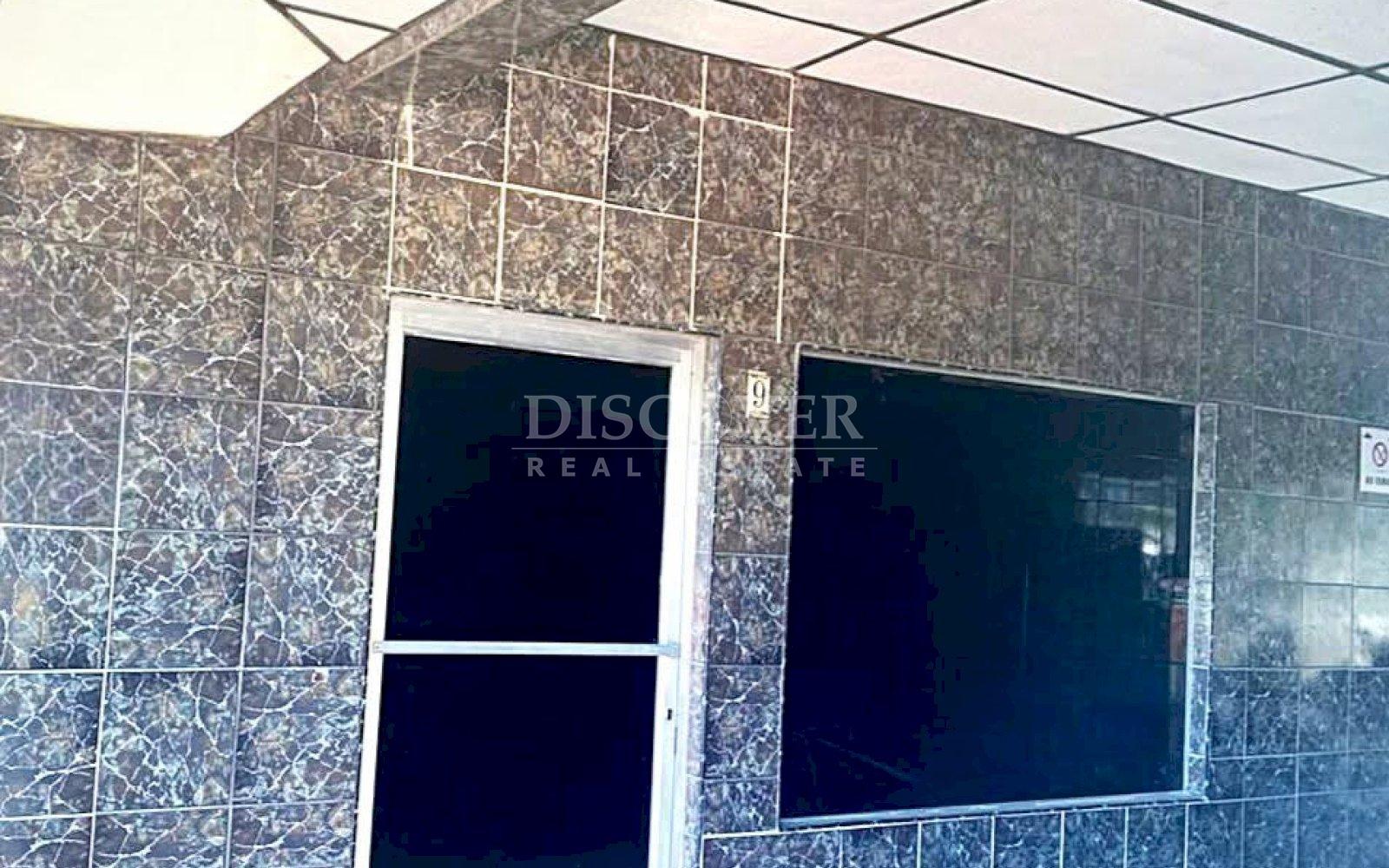  Commercial plaza for sale in Bolonia