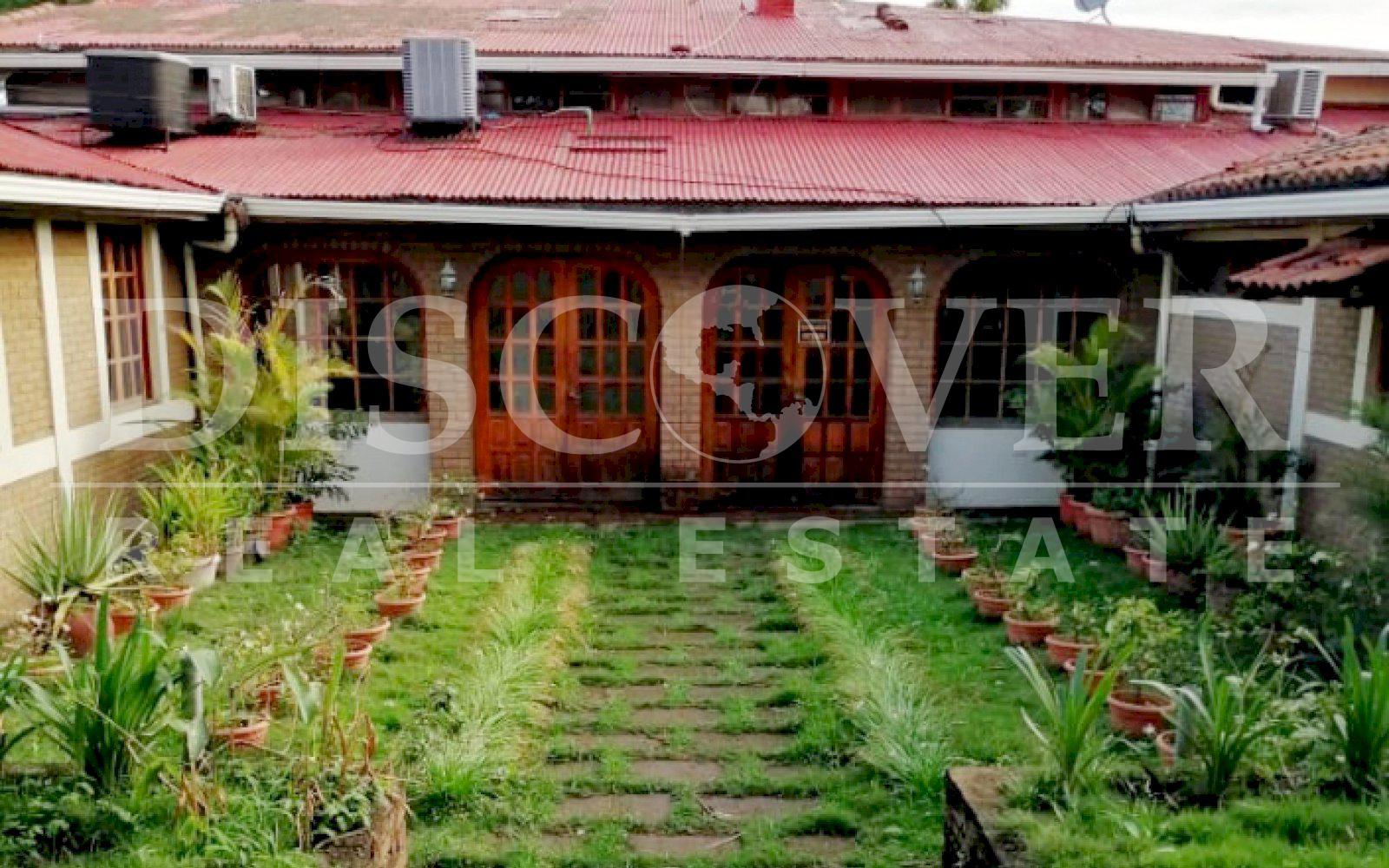 https://images.discovernica.com/propiedad/1600/Primera_Entrada.jpg