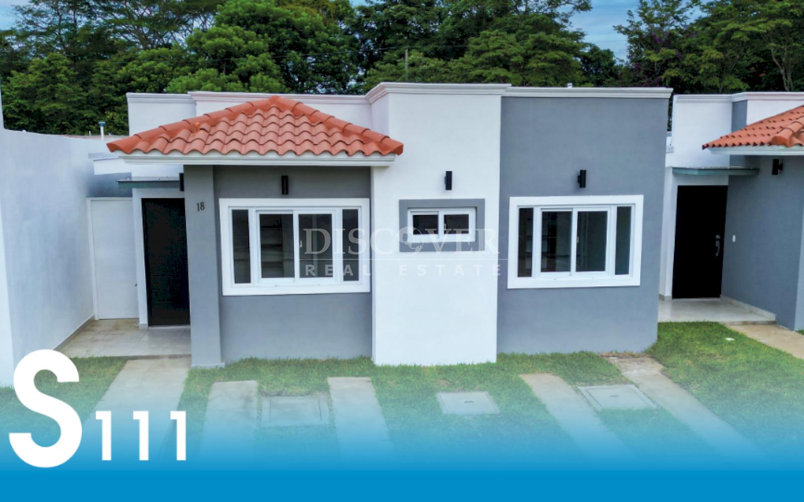  Homes for Sale in a Residential Condominium Complex with Modern Designs