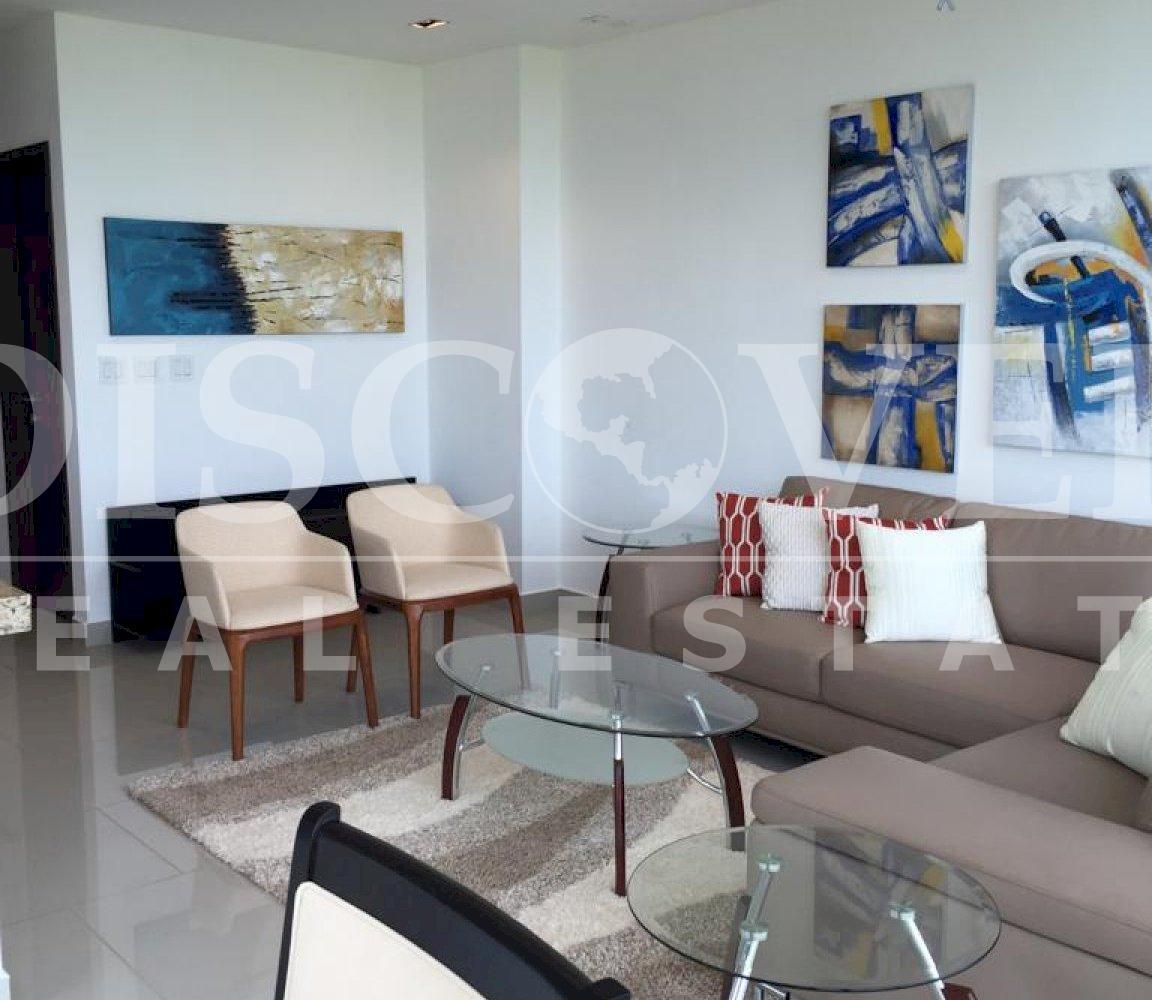  Fully furnished apartment for rent in Condominio Pinares de Santo Domingo.