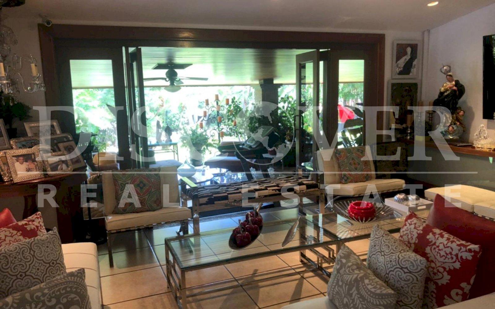  Spectacular house for rent - Sale located in Las Colinas.