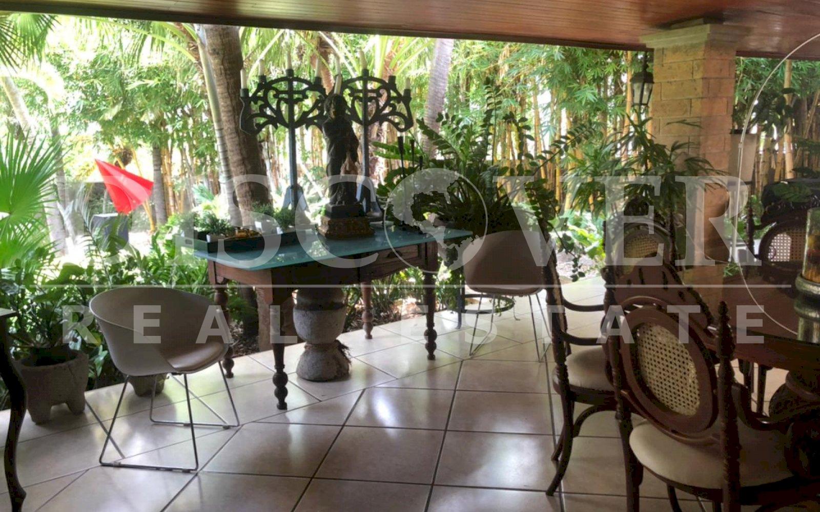  Spectacular house for rent - Sale located in Las Colinas.