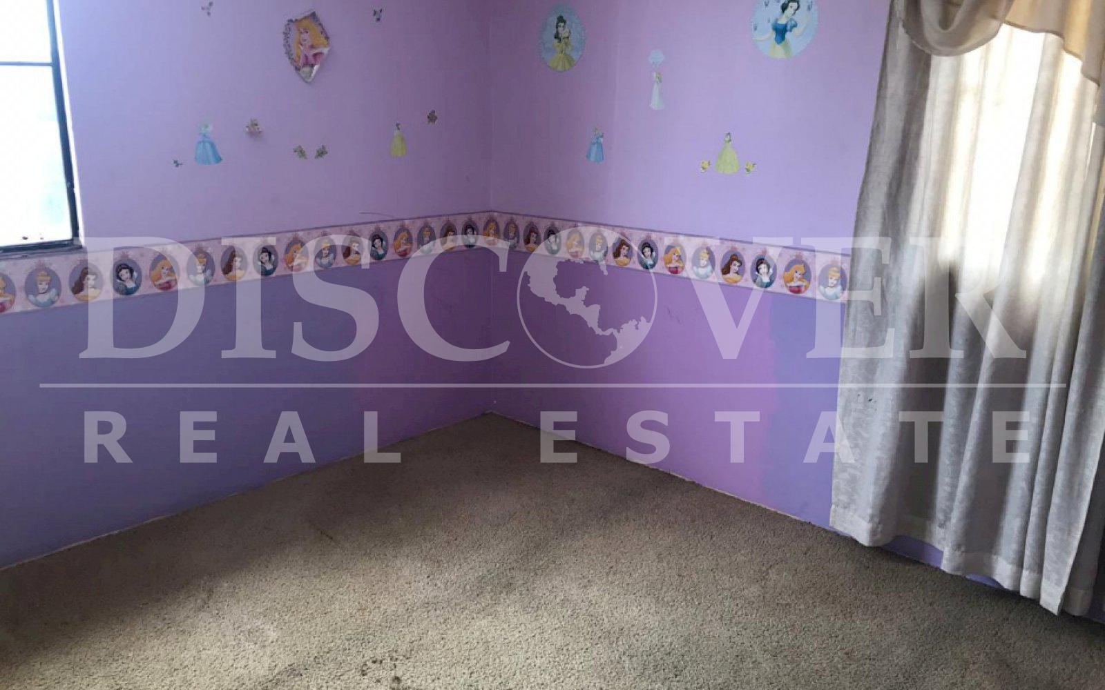  Large house for sale in Altamira
