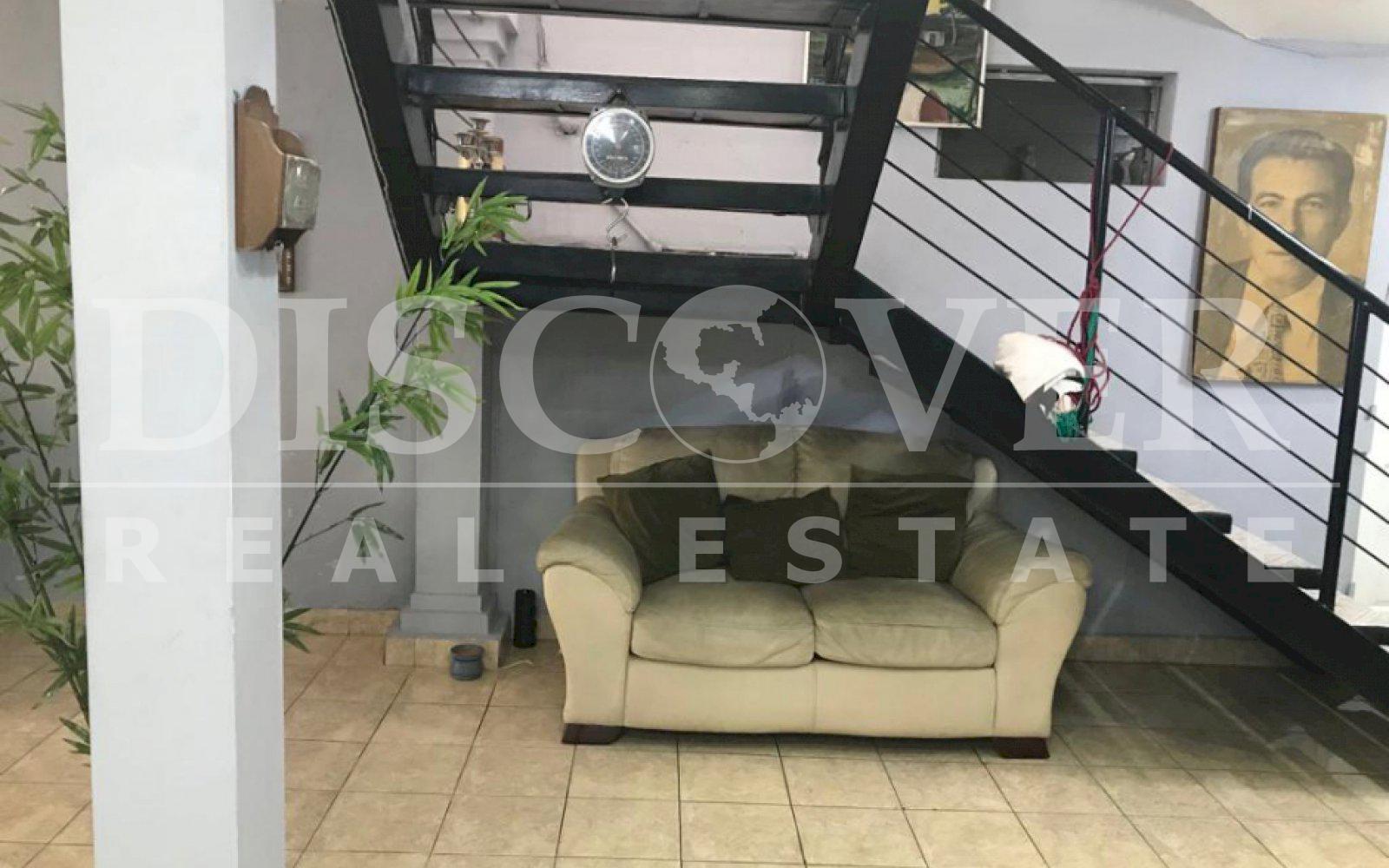  Large house for sale in Altamira
