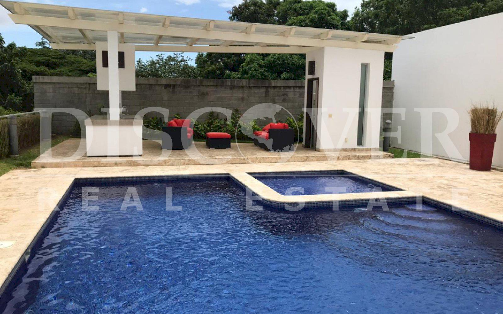 https://images.discovernica.com/propiedad/1600/WhatsApp_Image_2019_08_14_at_11.59.26_AM.jpeg