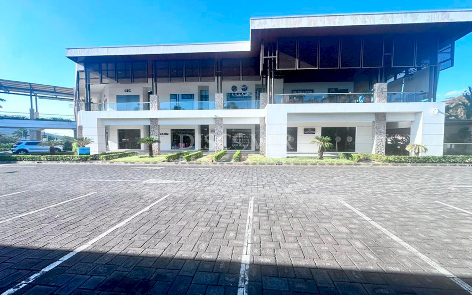  Commercial spaces for rent at Plaza La Fe on Carretera Sur