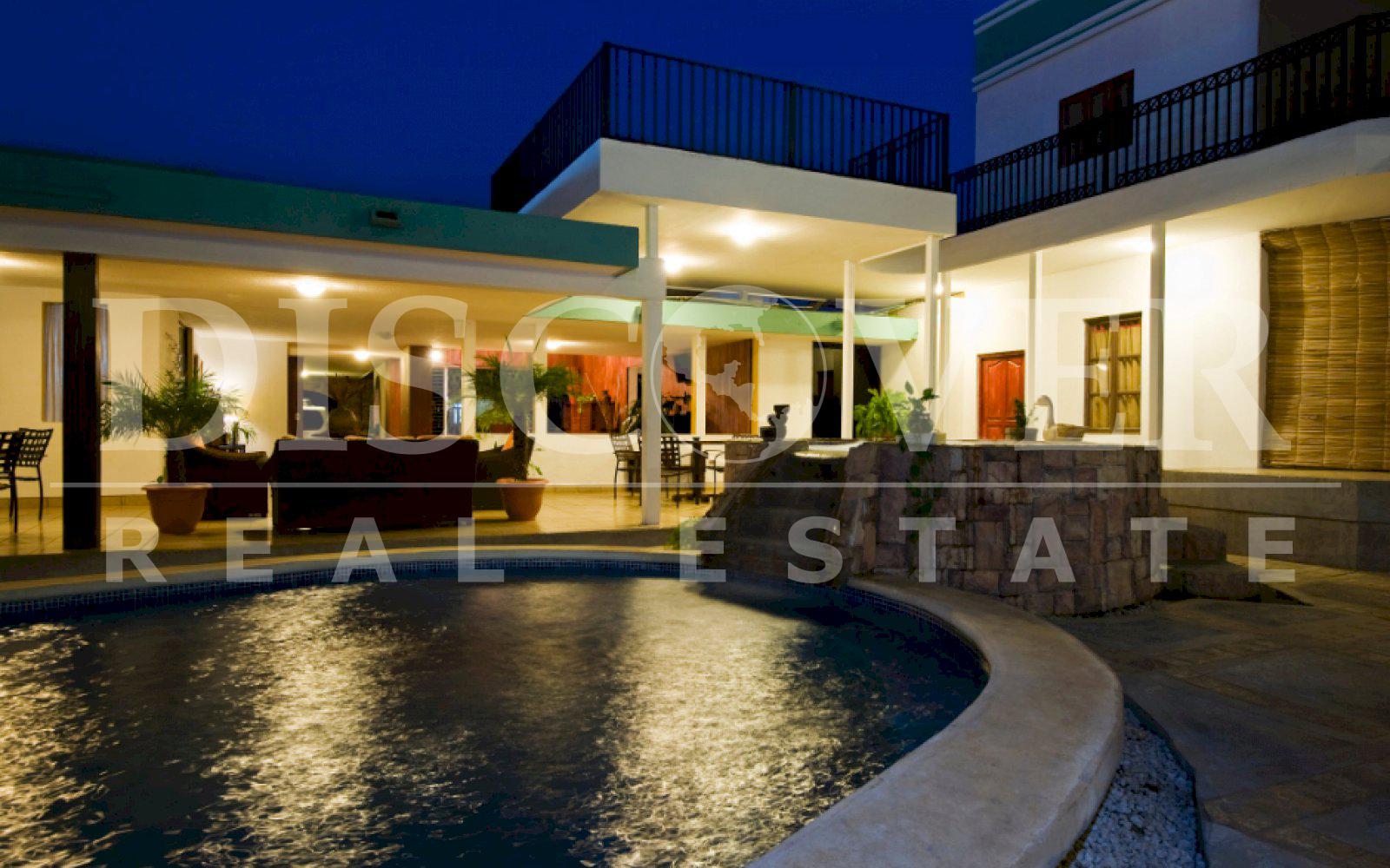 https://images.discovernica.com/propiedad/1600/_7F05272_edit.jpg