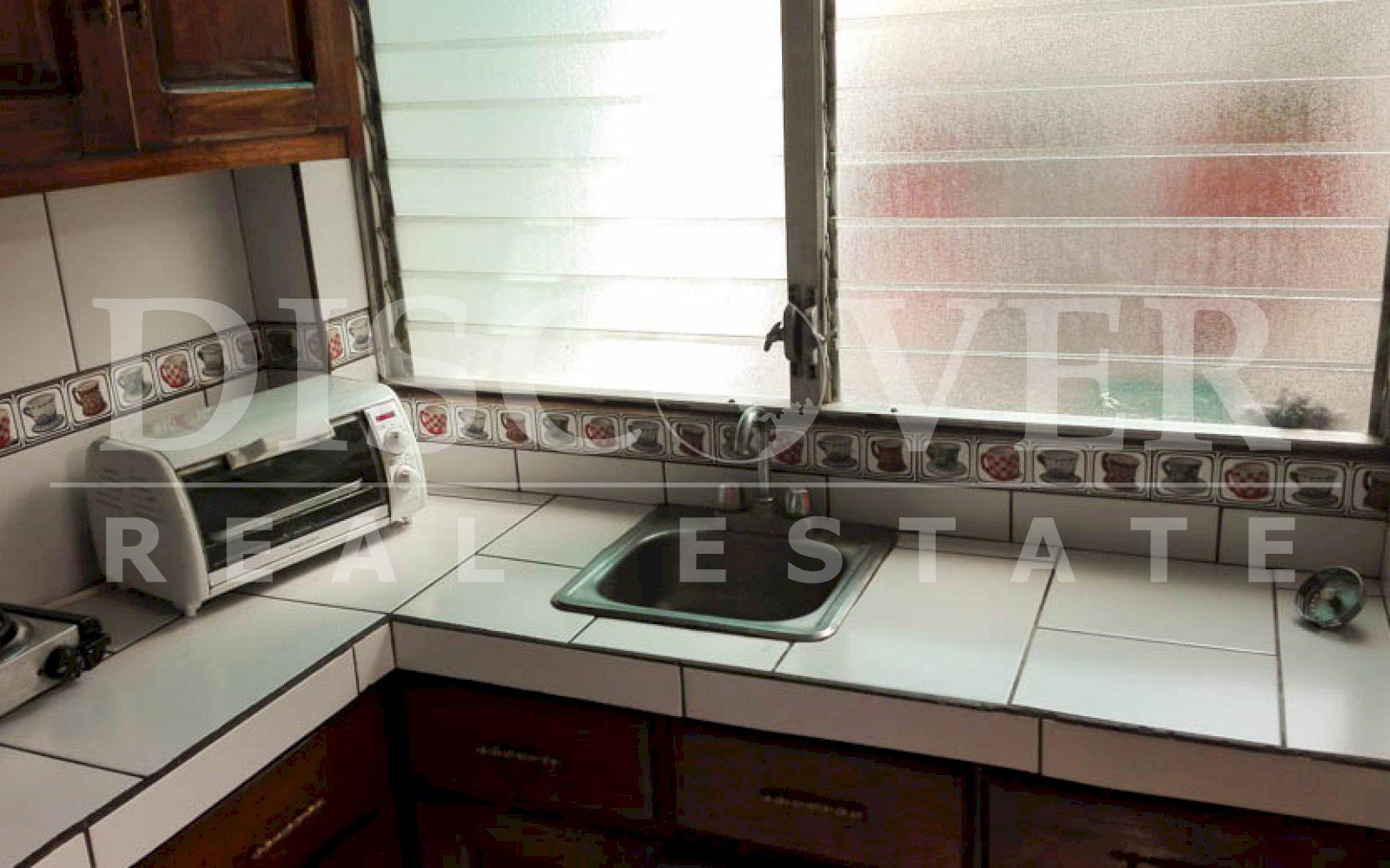  Apartment for sale located in Colonial los Robles.