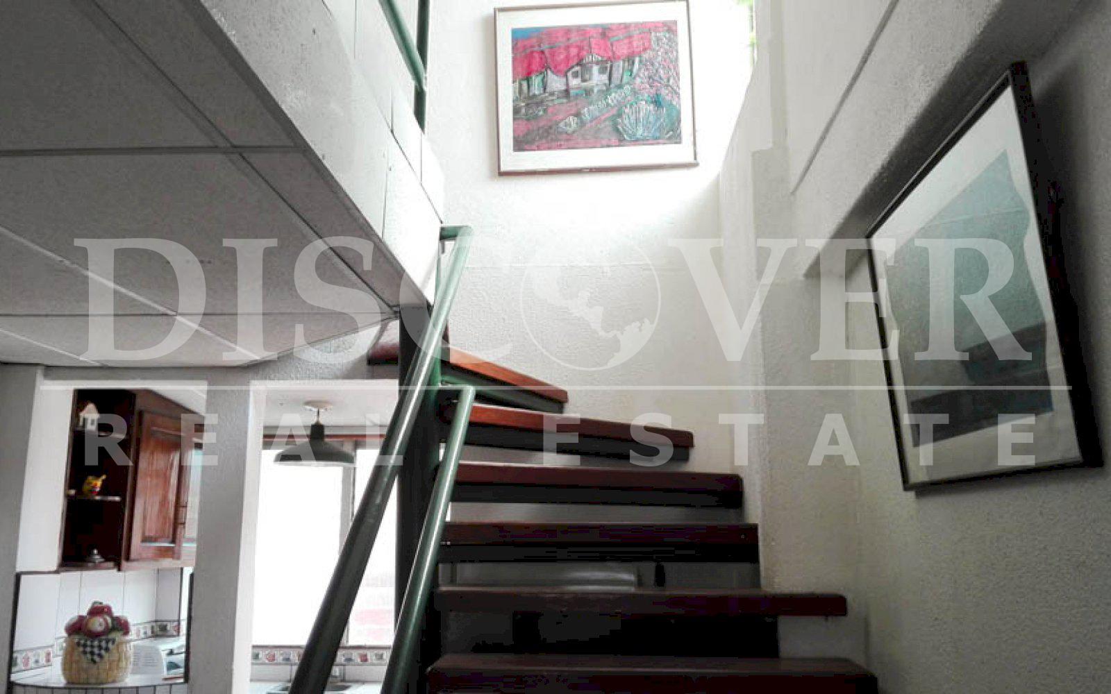  Apartment for sale located in Colonial los Robles.