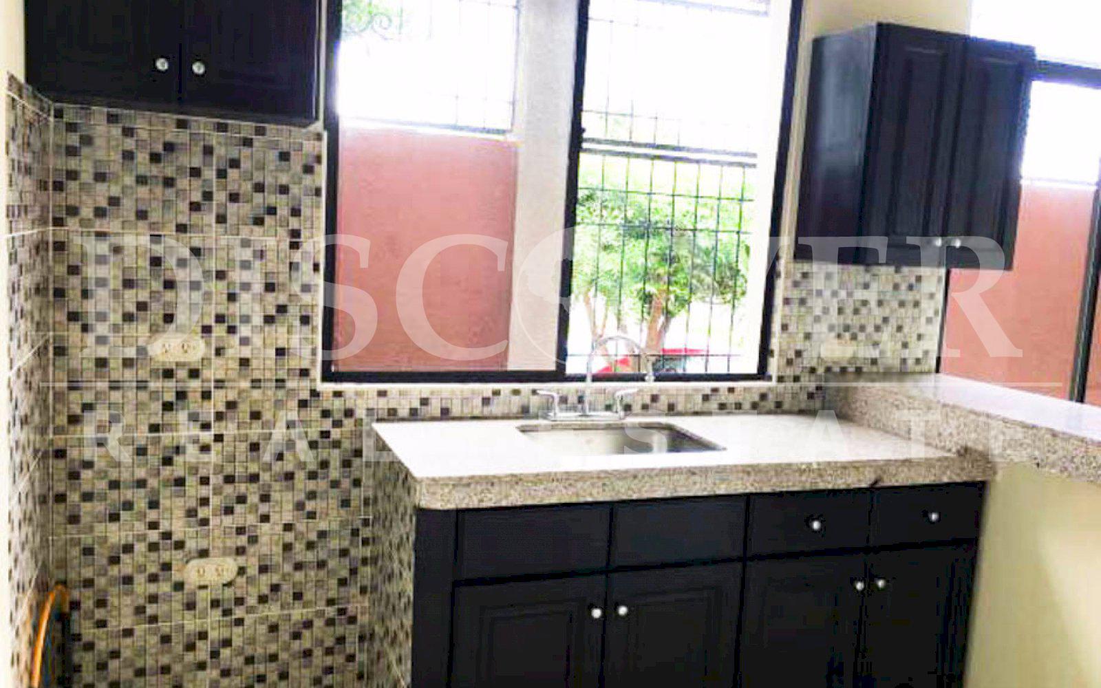 Cozy apartment for rent located in a residential area on the road to Masaya.