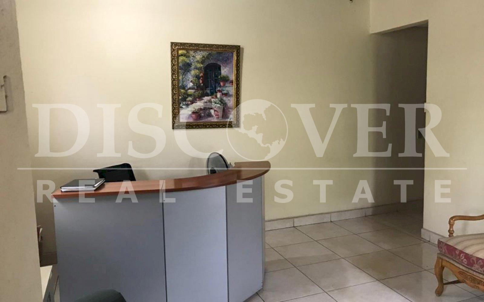  Beautiful House for Rent in Villa Fontana