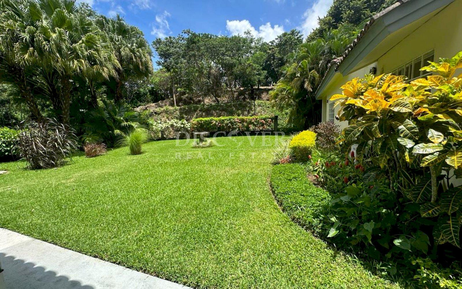  Beautiful home for sale and rent in Villa Fontana Sur ID 12326