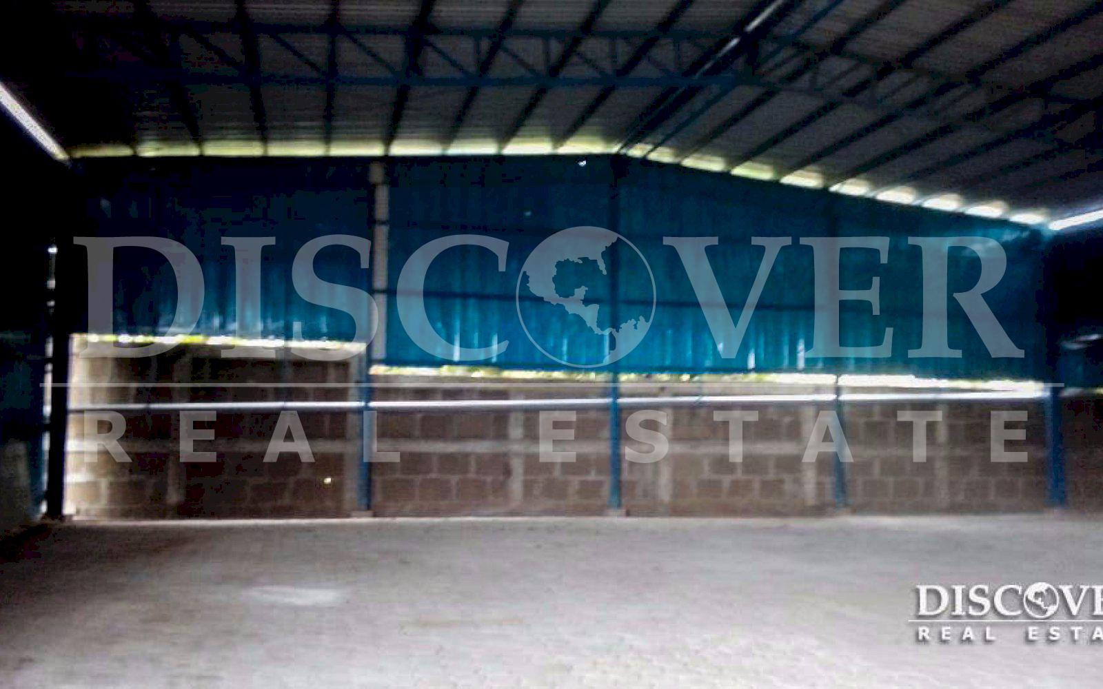  Warehouse for rent in Las Colinas