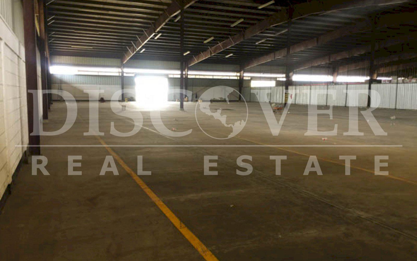 https://images.discovernica.com/propiedad/1600/bodega_venta_carretera_nueva_le_n_id_10580_5.jpg