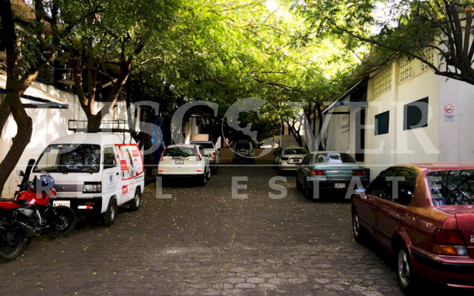 https://images.discovernica.com/propiedad/1600/bodega_venta_plaza_espa_a_id_10642_4.jpg